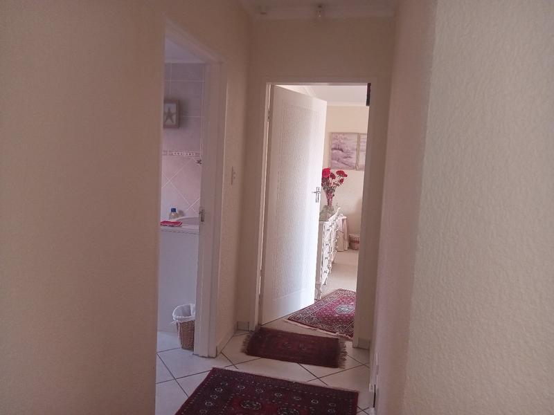 2 Bedroom Property for Sale in Eike Park Gauteng