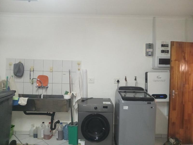 2 Bedroom Property for Sale in Eike Park Gauteng