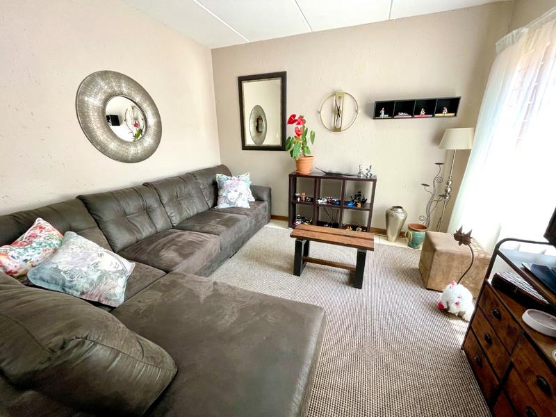 3 Bedroom Property for Sale in Noordheuwel Gauteng