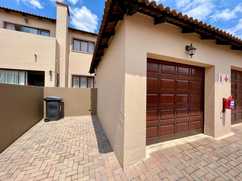 3 Bedroom Property for Sale in Noordheuwel Gauteng
