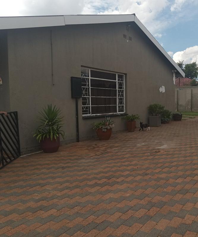 4 Bedroom Property for Sale in Randgate Gauteng