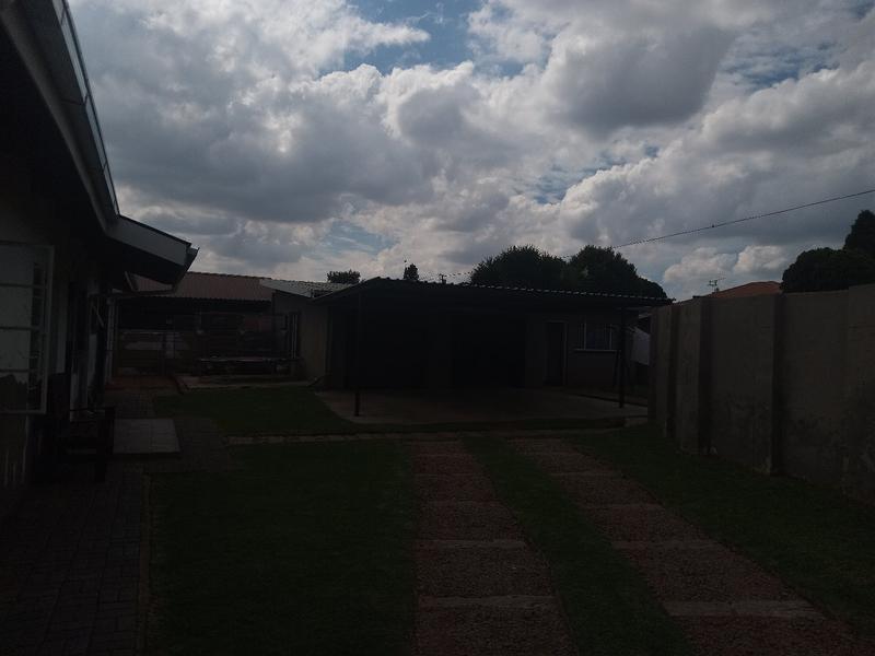 4 Bedroom Property for Sale in Randgate Gauteng