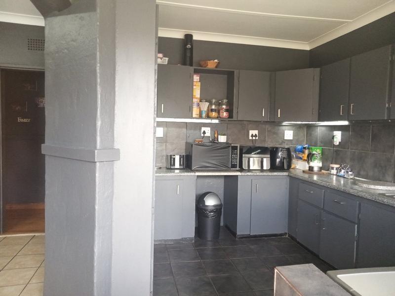 4 Bedroom Property for Sale in Randgate Gauteng