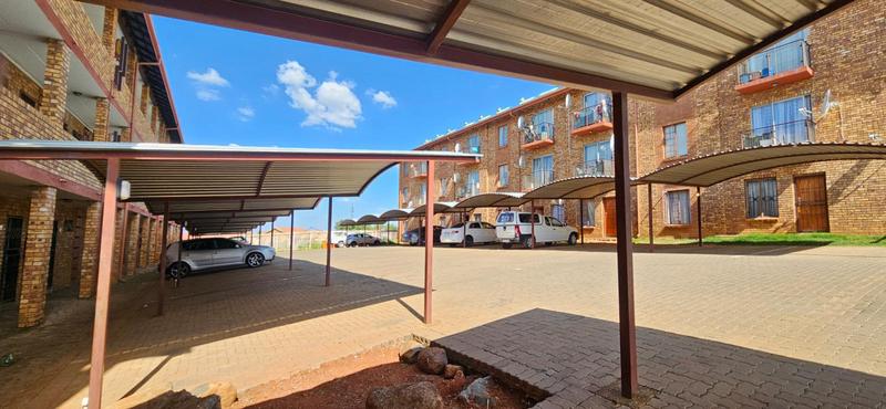 2 Bedroom Property for Sale in Lotus Gardens Gauteng