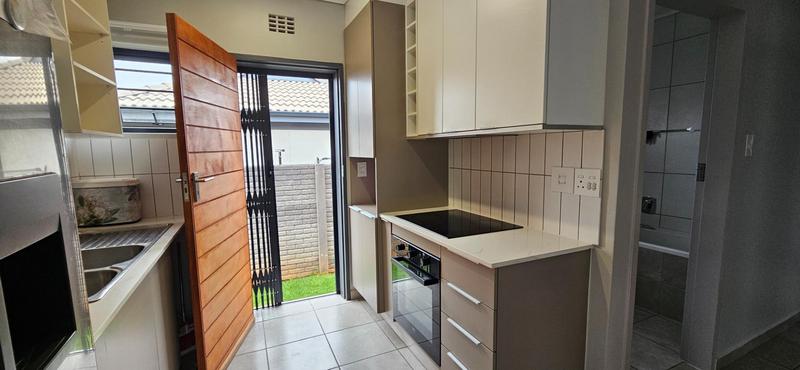 3 Bedroom Property for Sale in Lotus Gardens Gauteng