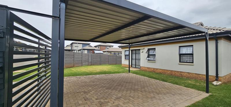 3 Bedroom Property for Sale in Lotus Gardens Gauteng