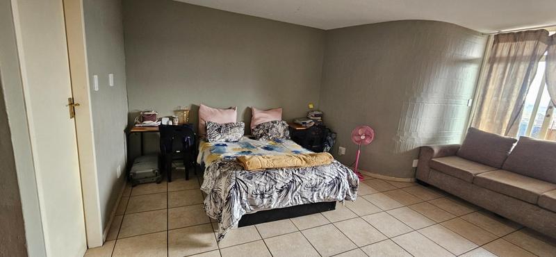 1 Bedroom Property for Sale in Sunnyside Gauteng