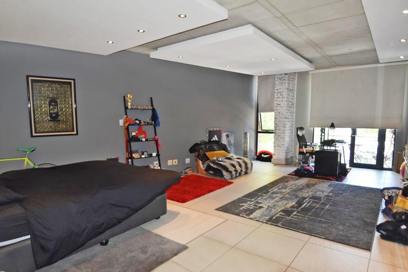 1 Bedroom Property for Sale in Melrose North Gauteng
