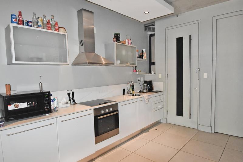 1 Bedroom Property for Sale in Melrose North Gauteng