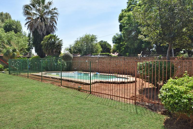 4 Bedroom Property for Sale in Rouxville Gauteng