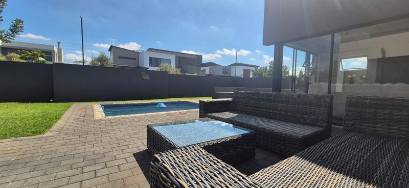 To Let 4 Bedroom Property for Rent in Midstream Ridge Gauteng