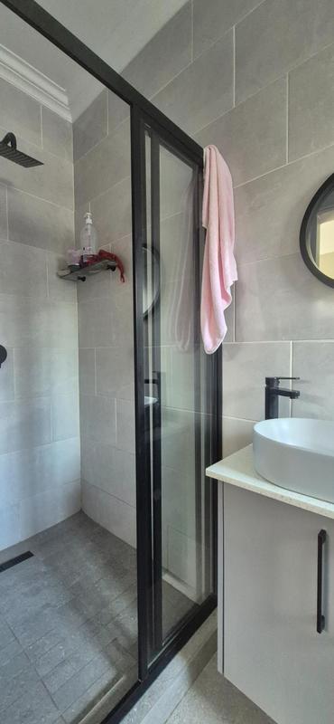 To Let 4 Bedroom Property for Rent in Midstream Ridge Gauteng