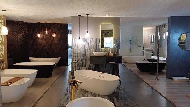 To Let commercial Property for Rent in Hennopspark Gauteng