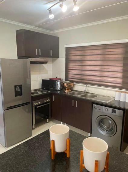1 Bedroom Property for Sale in Noordwyk Gauteng
