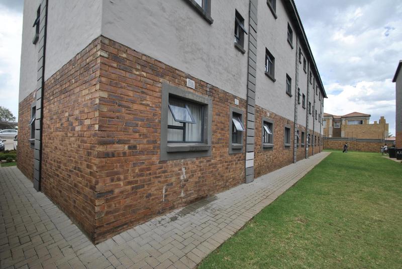 3 Bedroom Property for Sale in Kenleaf Gauteng