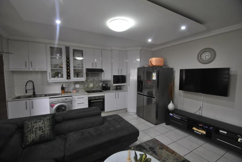 3 Bedroom Property for Sale in Kenleaf Gauteng