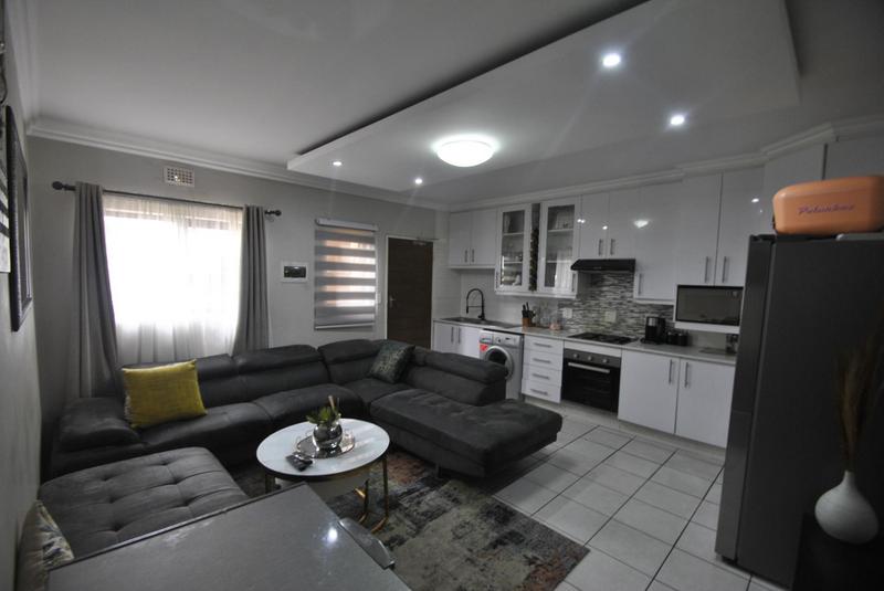 3 Bedroom Property for Sale in Kenleaf Gauteng