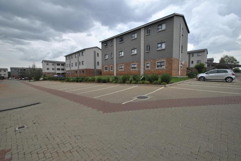 3 Bedroom Property for Sale in Kenleaf Gauteng