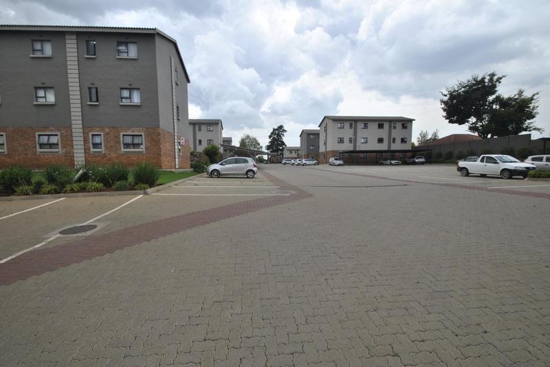 3 Bedroom Property for Sale in Kenleaf Gauteng