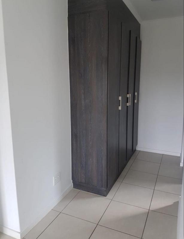 To Let 1 Bedroom Property for Rent in Modderfontein Gauteng