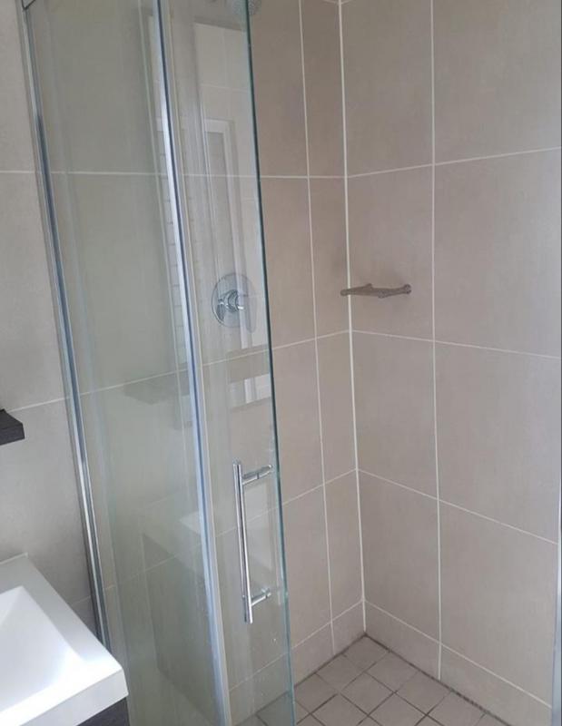 To Let 1 Bedroom Property for Rent in Modderfontein Gauteng