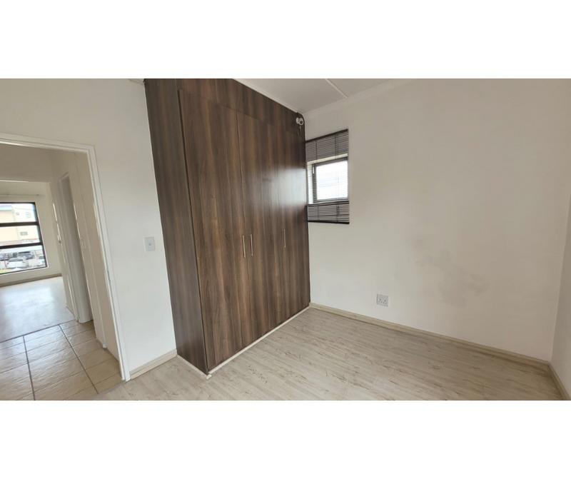 2 Bedroom Property for Sale in Barbeque Downs Gauteng