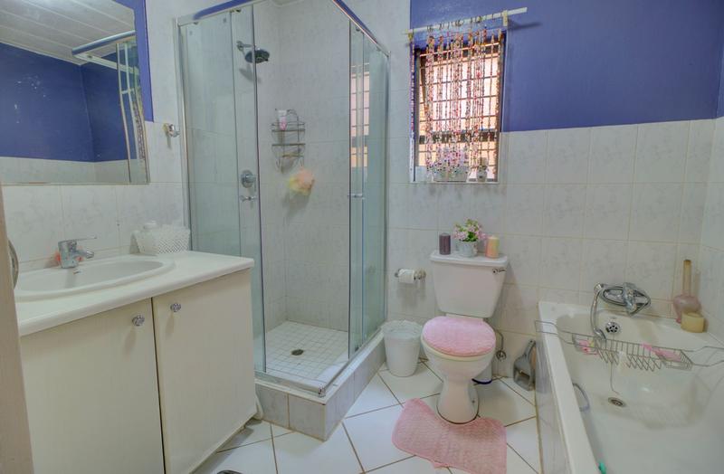 2 Bedroom Property for Sale in North Riding Gauteng