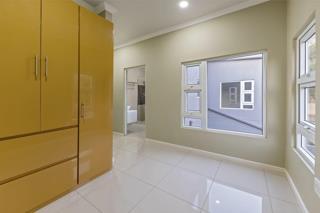 To Let 4 Bedroom Property for Rent in Morningside Gauteng