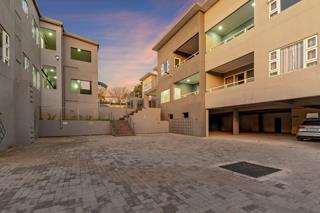 To Let 4 Bedroom Property for Rent in Morningside Gauteng