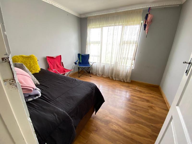 6 Bedroom Property for Sale in Mid Ennerdale Gauteng