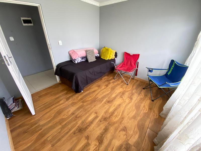 6 Bedroom Property for Sale in Mid Ennerdale Gauteng