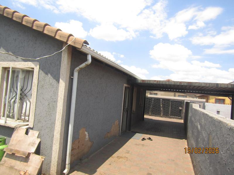3 Bedroom Property for Sale in Windmill Park Gauteng