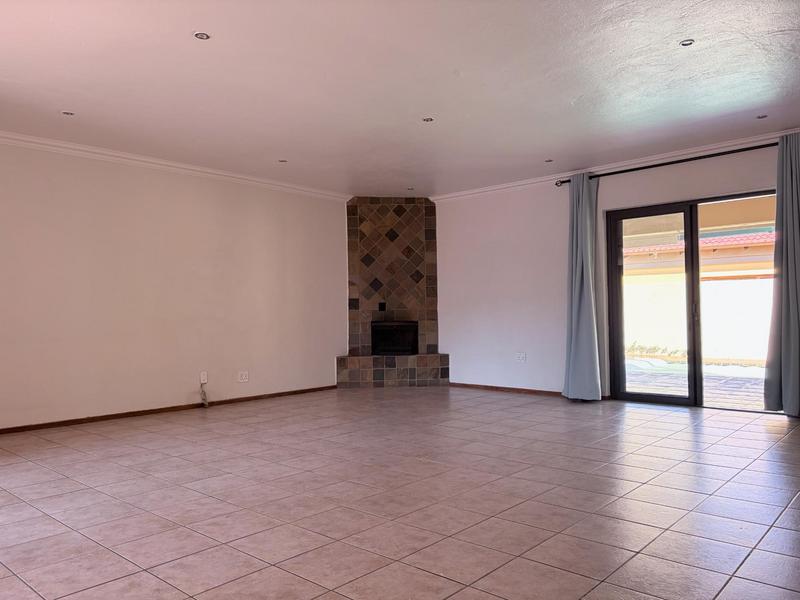 3 Bedroom Property for Sale in Willowbrook Gauteng