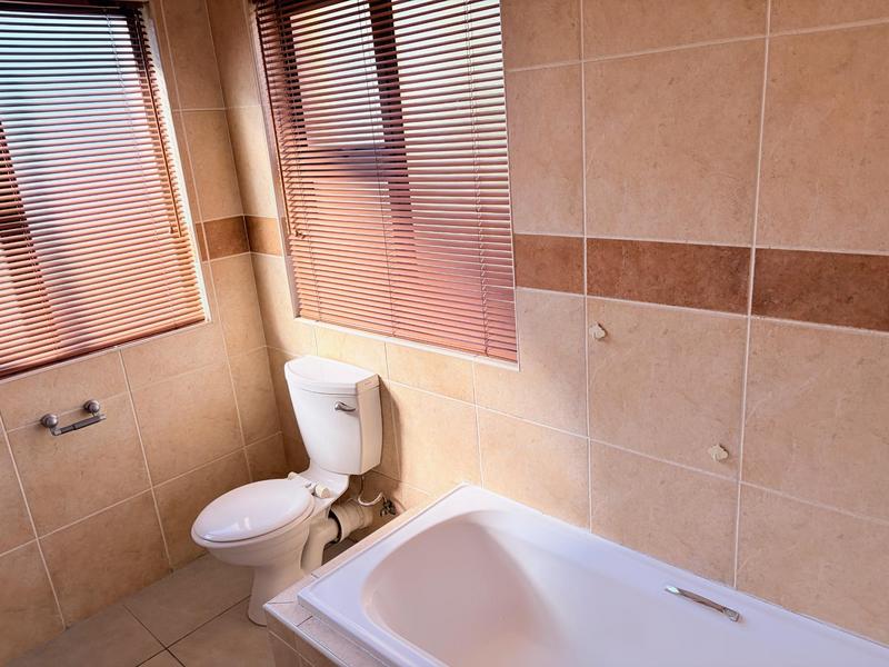 3 Bedroom Property for Sale in Willowbrook Gauteng