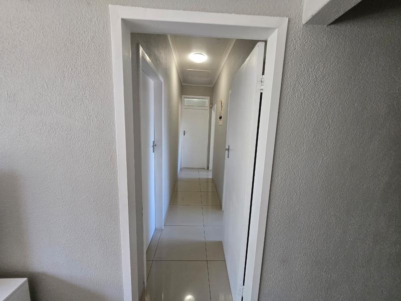 To Let 3 Bedroom Property for Rent in Brackenhurst Gauteng