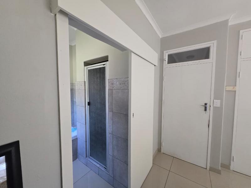 To Let 3 Bedroom Property for Rent in Brackenhurst Gauteng