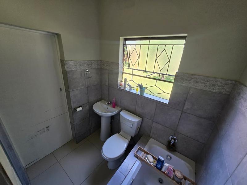 To Let 3 Bedroom Property for Rent in Brackenhurst Gauteng