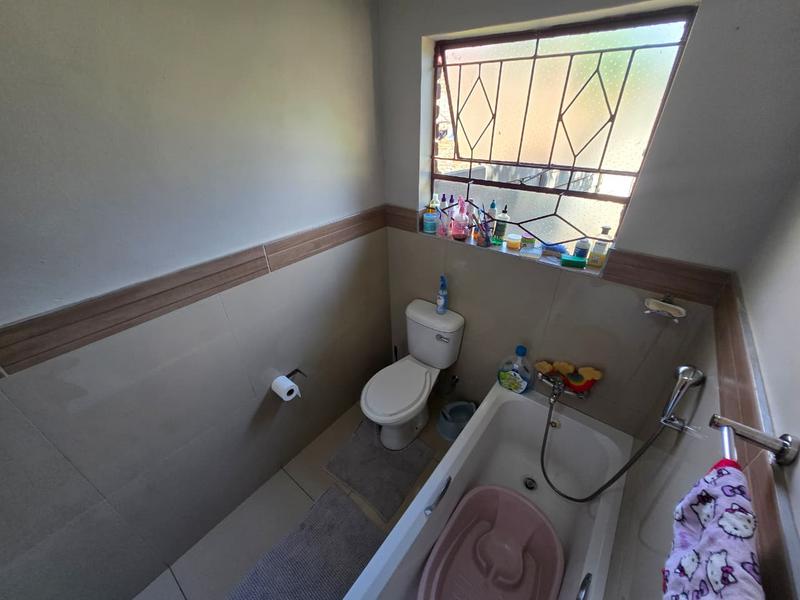 To Let 3 Bedroom Property for Rent in Brackenhurst Gauteng