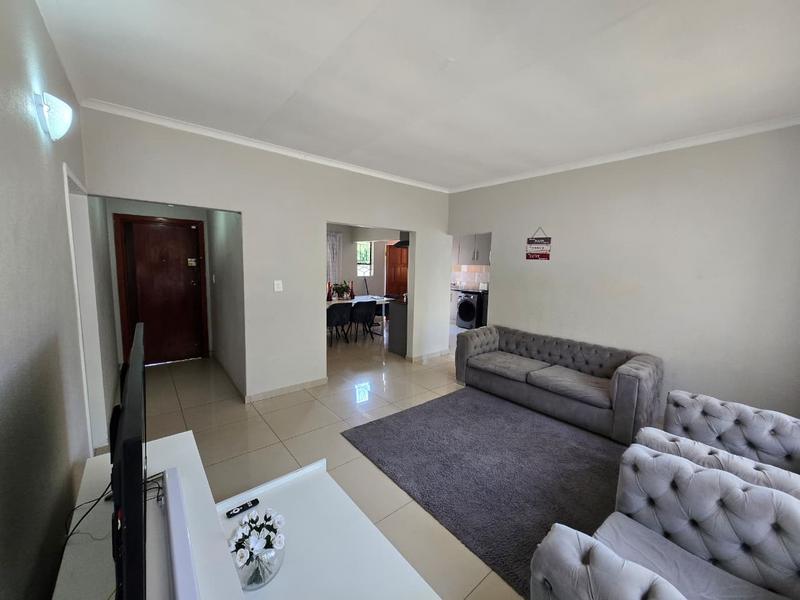 To Let 3 Bedroom Property for Rent in Brackenhurst Gauteng