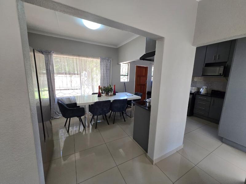 To Let 3 Bedroom Property for Rent in Brackenhurst Gauteng