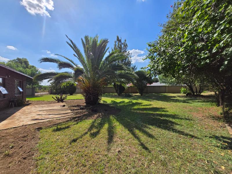 To Let 3 Bedroom Property for Rent in Brackenhurst Gauteng