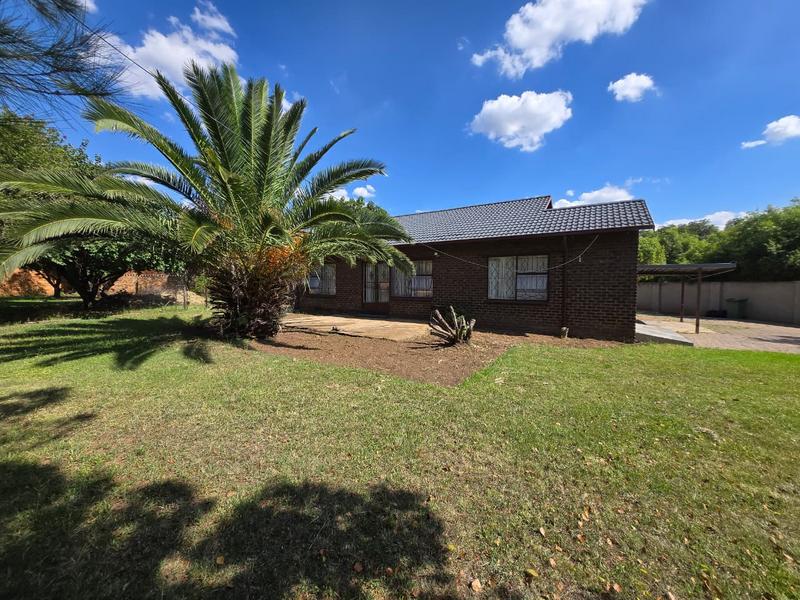 To Let 3 Bedroom Property for Rent in Brackenhurst Gauteng