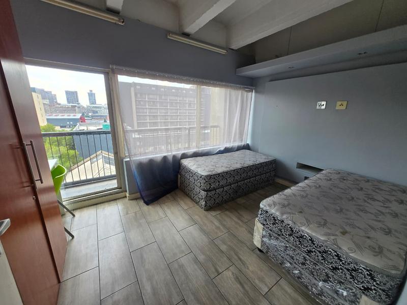 To Let 1 Bedroom Property for Rent in Braamfontein Gauteng