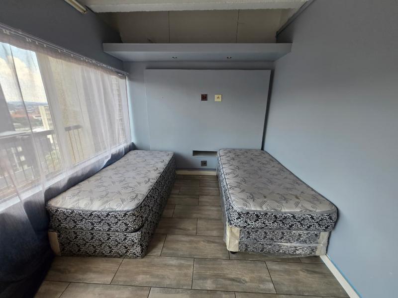 To Let 1 Bedroom Property for Rent in Braamfontein Gauteng