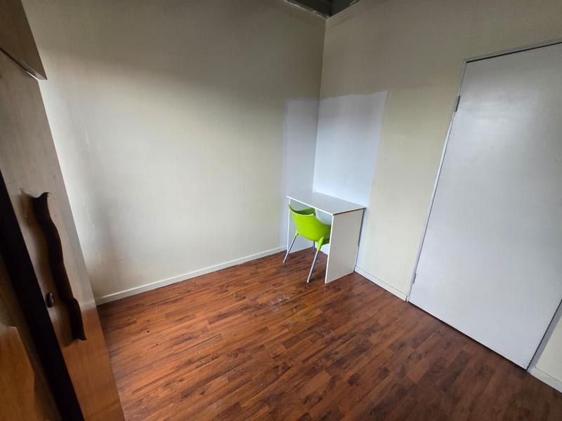To Let 1 Bedroom Property for Rent in Braamfontein Gauteng