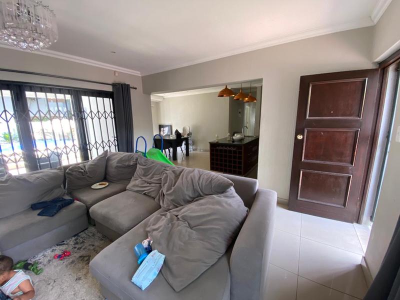 To Let 5 Bedroom Property for Rent in Weltevreden Park Gauteng