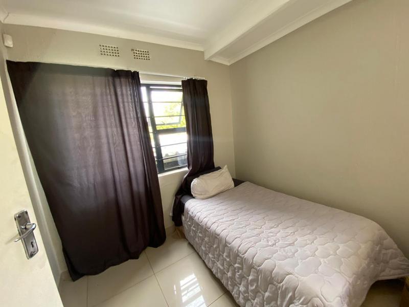 To Let 5 Bedroom Property for Rent in Weltevreden Park Gauteng