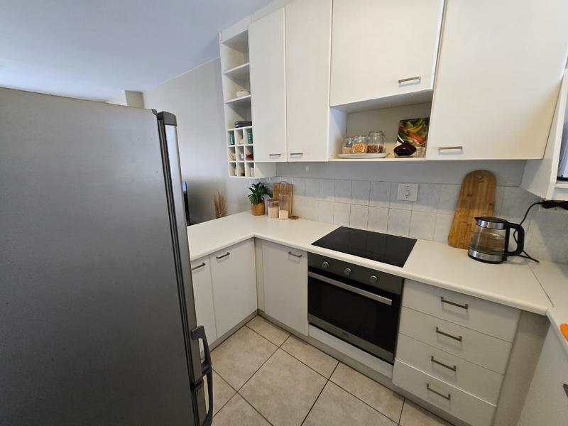 To Let 1 Bedroom Property for Rent in Magaliessig Gauteng