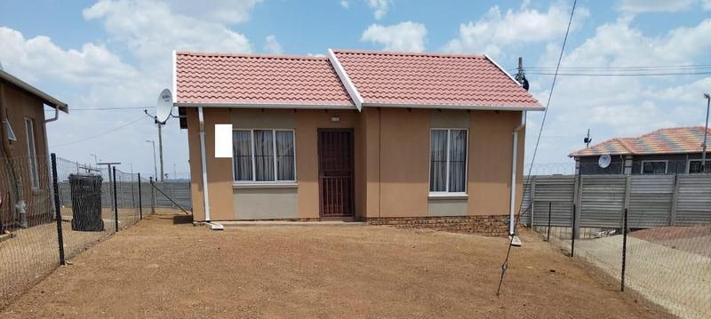 2 Bedroom Property for Sale in Savanna City Gauteng