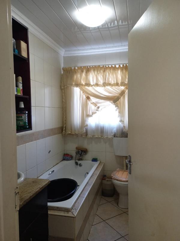 3 Bedroom Property for Sale in Protea Glen Gauteng